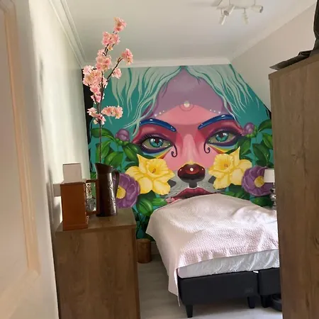 Topfloor Entire * Bergen